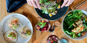 Beitragsbild des Blogbeitrags Vegane Buschenschenken in der Steiermark