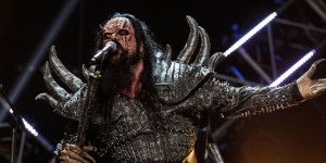 Beitragsbild des Blogbeitrags Die schrägsten Eurovision Song Contest Beiträge aller Zeiten