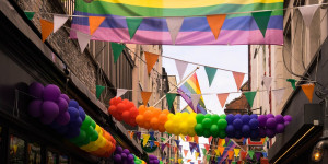Beitragsbild des Blogbeitrags Warum Rainbow-Washing richtig unnötig ist