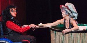 Beitragsbild des Blogbeitrags Theater Delphin: Inklusives Theater exklusive Mitleid 