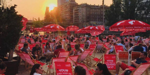 Beitragsbild des Blogbeitrags Wiens schönste Strandbars für den Sommer