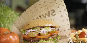 Beitragsbild des Blogbeitrags Veganes Fast Food in Wien