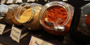 Beitragsbild des Blogbeitrags Zero Waste: Einmal abfüllen, bitte!