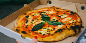 Beitragsbild des Blogbeitrags Pizza bestellen in Wien 
