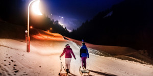 Beitragsbild des Blogbeitrags Die längsten Rodelbahnen zum Nachtrodeln Österreichs – Teil 1
