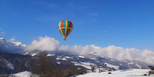 Beitragsbild des Blogbeitrags Über den Wolken im Heißluftballon 