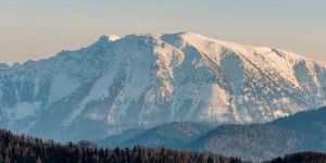 Beitragsbild des Blogbeitrags Der Ötscher ruft: Gewinne 2×2 Tagesskipässe