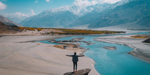 Beitragsbild des Blogbeitrags Der 1000things-Survivalguide fürs alleine Reisen
