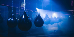 Beitragsbild des Blogbeitrags Workouts, die sich nach Clubbing anfühlen