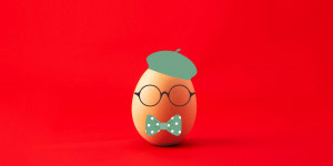 Beitragsbild des Blogbeitrags Das 1000things-Oster-Lookbook: Wie ihr eure Ostereier ausgefallen färben könnt 