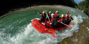 Beitragsbild des Blogbeitrags Wassersport: Was man in Österreichs Gewässern alles machen kann