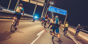 Beitragsbild des Blogbeitrags Friday Nightskating startet in die Saison