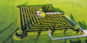 Beitragsbild des Blogbeitrags Spannende Labyrinthe und Irrgärten in Österreich 