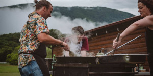 Beitragsbild des Blogbeitrags Der 1000things-Survival-Guide fürs Grillen