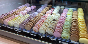 Beitragsbild des Blogbeitrags Wo ihr in Wien köstliche Macarons bekommt 