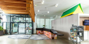 Beitragsbild des Blogbeitrags Tolle barrierefreie Hotels in Österreich für Rollstuhlfahrer*innen