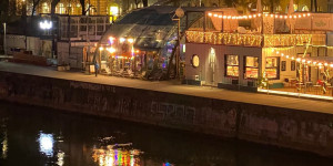 Beitragsbild des Blogbeitrags Von Punsch am Wasser bis Rooftop-Punsch: Punsch-Terrassen in Wien