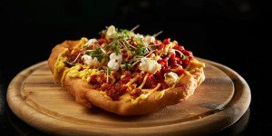 Beitragsbild des Blogbeitrags Rezept für Langos zum Selbermachen vom Stuwer