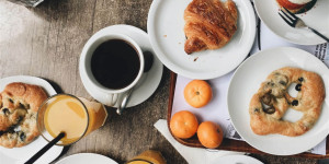 Beitragsbild des Blogbeitrags Wo ihr in Wien günstig frühstücken könnt