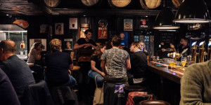 Beitragsbild des Blogbeitrags Die coolsten Pub Quizzes in Wien