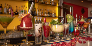Beitragsbild des Blogbeitrags Eure Cocktailbar-Lieblinge in Österreich 