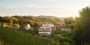 Beitragsbild des Blogbeitrags Gewinne einen Urlaub für zwei im südsteirischen Landgut am Pößnitzberg 