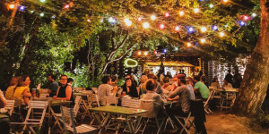 Beitragsbild des Blogbeitrags Bucketlist: Unser Eventkalender für den August 2023 in Wien