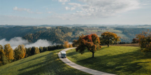 Beitragsbild des Blogbeitrags Camping in Oberösterreich: Unsere Tipps und Highlights