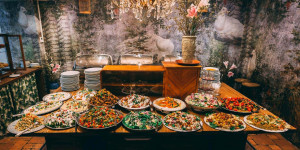 Beitragsbild des Blogbeitrags Catering in Wien: Gutes Essen für private Feiern
