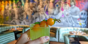 Beitragsbild des Blogbeitrags Von Bier über Wein bis Cocktails: Die besten Bars in Wien