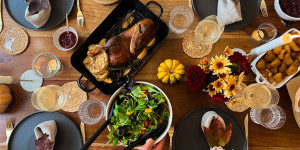 Beitragsbild des Blogbeitrags Tipps für das perfekte Friendsgiving zuhause