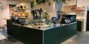 Beitragsbild des Blogbeitrags Die 8 schönsten Cafés im 13. Bezirk 