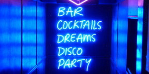Beitragsbild des Blogbeitrags Die coolsten Lokale zum Fortgehen in Innsbruck