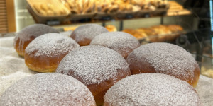 Beitragsbild des Blogbeitrags Die 8 besten Faschingskrapfen in Wien