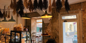 Beitragsbild des Blogbeitrags Cafés in Wien, die am Sonntag geöffnet haben