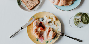 Beitragsbild des Blogbeitrags Newsletter-Gewinnspiel: Gewinne 1×2 Brunch-Plätze im St. Peter Stiftskulinarium in Salzburg
