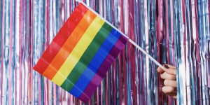 Beitragsbild des Blogbeitrags Bars, Clubs & Co.: Queere Safe(r) Spaces in Wien zum Feiern