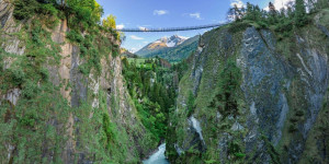 Beitragsbild des Blogbeitrags Die 8 coolsten Hängebrücken in Österreich