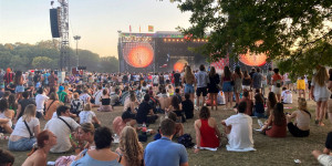 Beitragsbild des Blogbeitrags Unser Senf: Warum das Sziget Festival perfekt für Ende-20-Jährige ist
