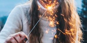 Beitragsbild des Blogbeitrags Warum Du Dich in der Welt der Schönen nicht schlecht und eingeschüchtert fühlen musst. #mbfwb