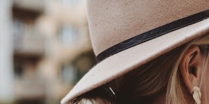 Beitragsbild des Blogbeitrags Kopfbedeckungen - Hüte, Mützen, Hauben 