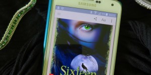 Beitragsbild des Blogbeitrags Buchrezension #114 Sixteen Moons - Eine unsterbliche Liebe von Kami Garcia und Margaret Stohl