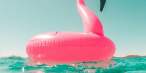 Beitragsbild des Blogbeitrags Die perfekte Strandlektüre: 5 Jugendbücher für euren Sommerurlaub