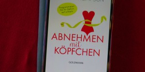 Beitragsbild des Blogbeitrags Buchrezension #225 Abnehmen mit Köpfchen: So programmieren Sie Ihr Gehirn auf schlank von Dr. Susan Peirce Thompson 