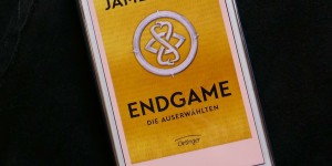 Beitragsbild des Blogbeitrags Buchrezension #229 Endgame 1: Die Auserwählten von James Frey 