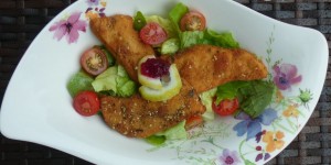 Beitragsbild des Blogbeitrags steirischer backhendlsalat