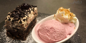 Beitragsbild des Blogbeitrags schwarzwälder schnitte mit kirscheis