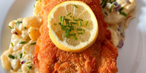 Beitragsbild des Blogbeitrags gebackenes forellenfilet mit erdäpfel - mayonnaisesalat