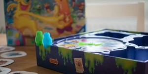 Beitragsbild des Blogbeitrags Monsterstarker Glibber-Klatsch Kinderspiel von Ravensburger