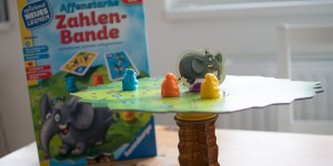 Beitragsbild des Blogbeitrags Ravensburger Lernspiele – Affenstarke Zahlen-Bande und ABC-Insel
